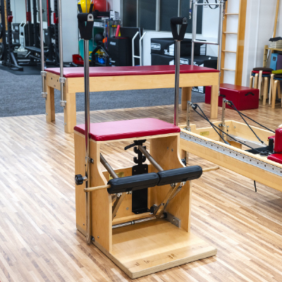 マシンピラティス・マシンの種類：チェアー