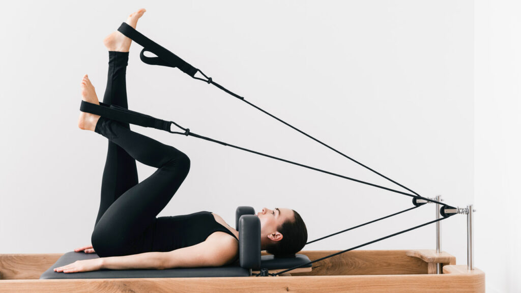 ピラティス　姿勢改善